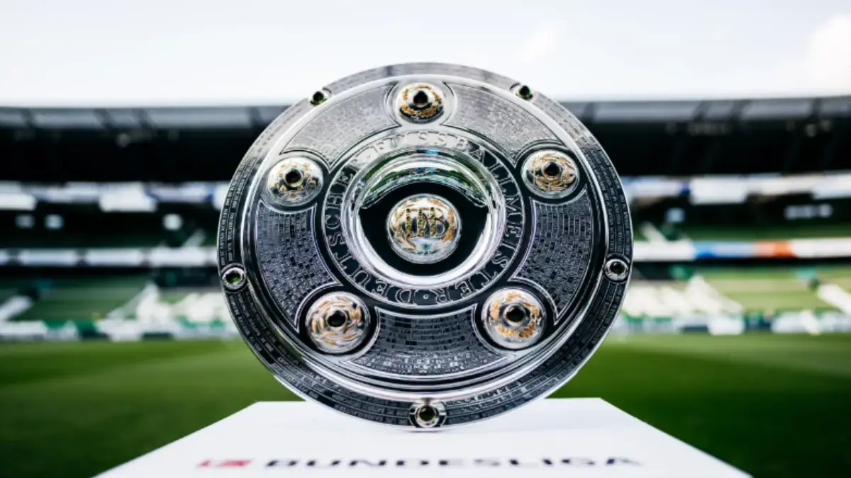 Sepak Bola Malam Ini