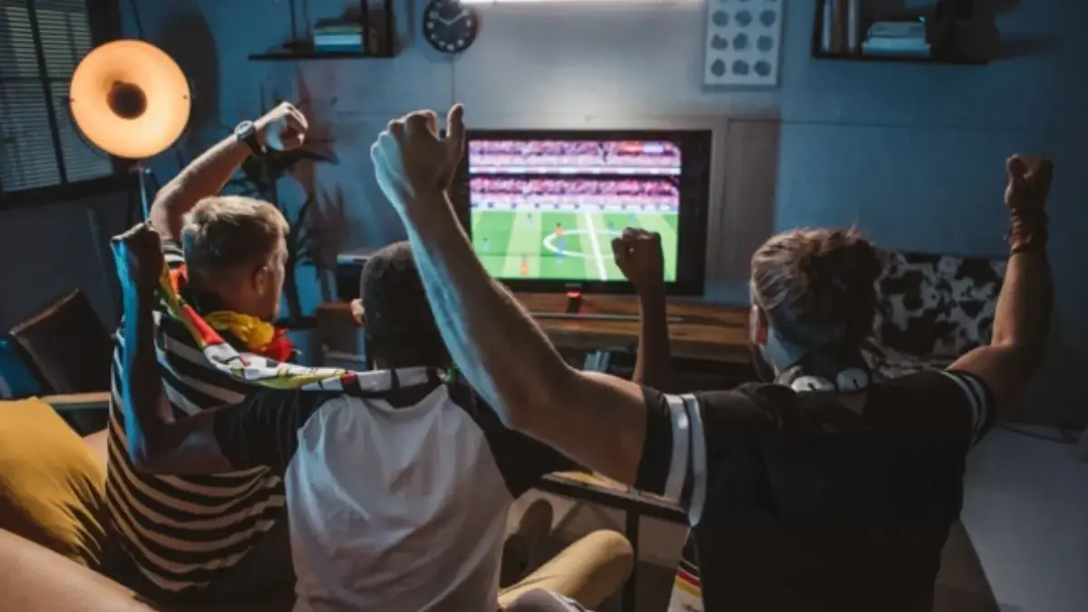 Sepak Bola Malam Ini