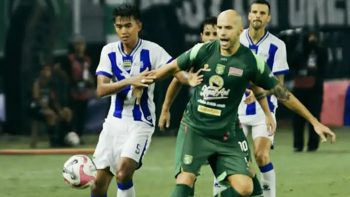 Hasil Persebaya vs Persib 2-2: Maung Bandung Tetap Puncak, Bajul Ijo Tembus Lima Besar BRI Super League 2025/2026