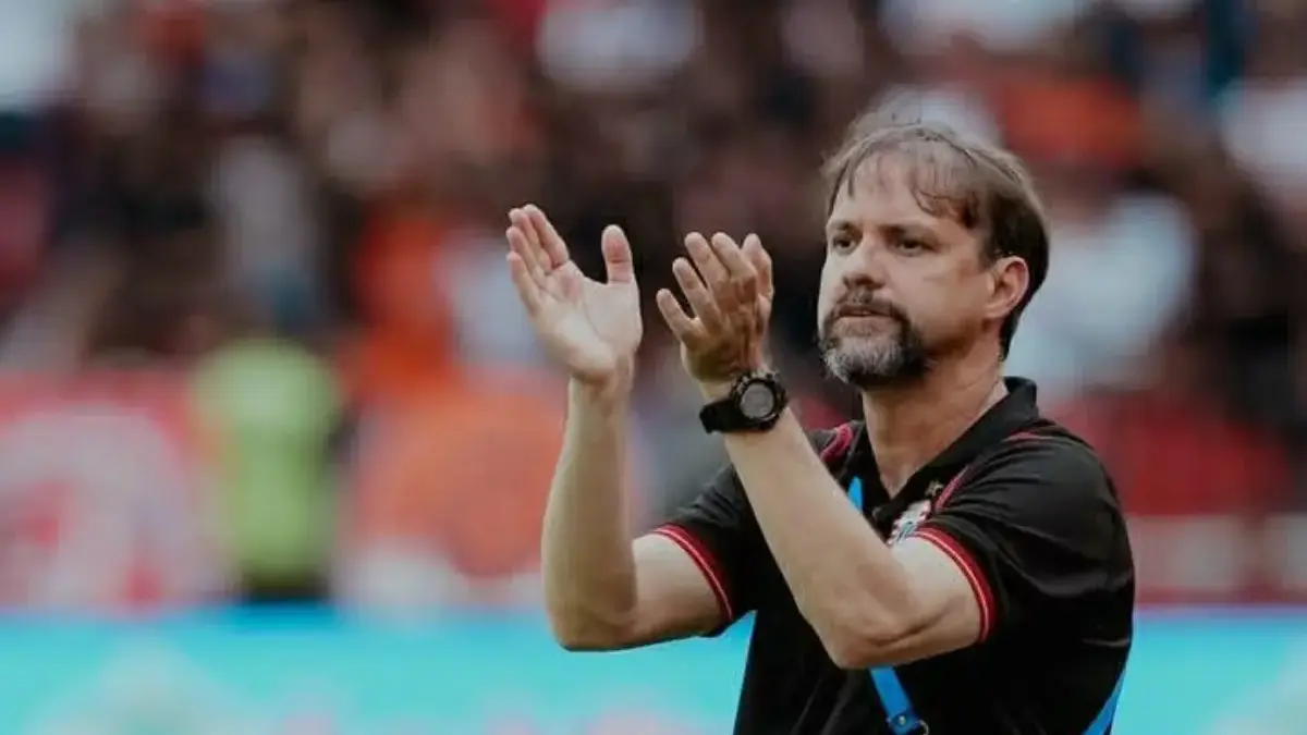 Komentar Mauricio Souza Usai Persija Ditahan Borneo FC: Evaluasi Besar Setelah Kemenangan Buyar di Menit Akhir Persija Jakarta