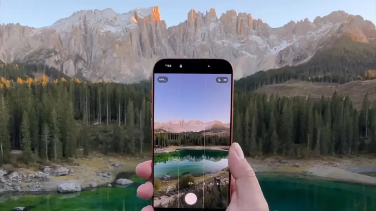 iPhone 17e Jadi Perbincangan! Apple Disebut Siapkan iPhone “Lebih Terjangkau” dengan Teknologi Generasi Baru iPhone