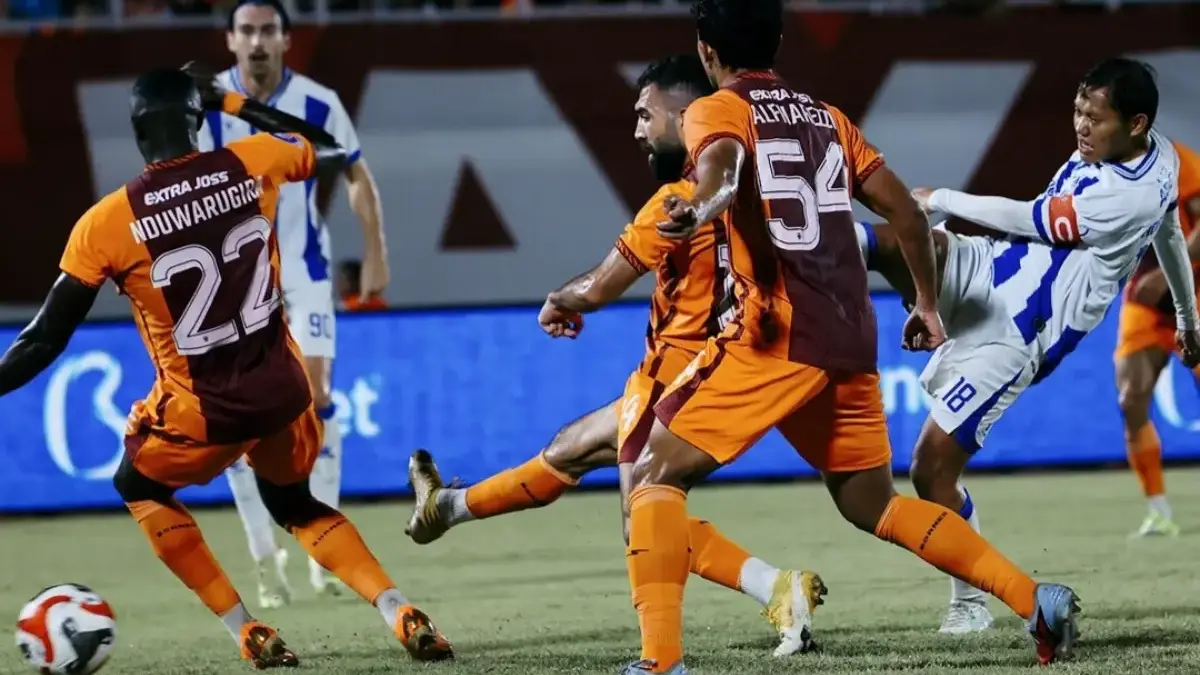 HT: Borneo FC Vs Persib Bandung 0-1, Persib Unggul Cepat Lewat Adam Alis Adam Alis