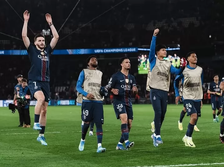 Jadwal & Prediksi Skor Liverpool vs PSG Leg 2: Laga Sengit di Anfield, PSG Diunggulkan Lolos foto