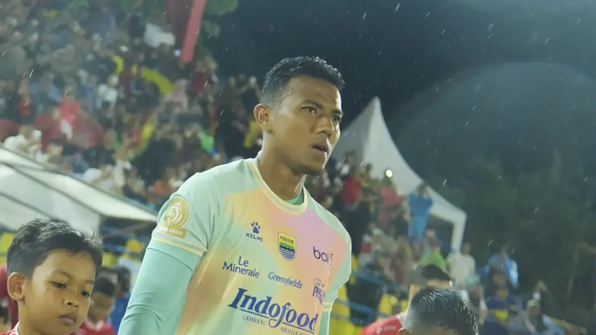 Satu Langkah Lagi, Teja Paku Alam Dekati Gelar Kiper Terbaik Sepanjang Sejarah Liga Indonesia Satu Langkah Lagi, Teja Paku Alam Dekati Gelar Kiper Terbaik Sepanjang Sejarah Liga Indonesia