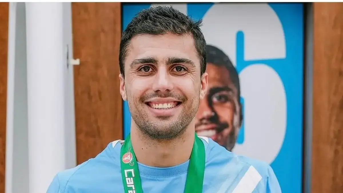 Guardiola Realistis! Godaan Madrid ke Rodri Sulit Dibendung Rodri Hernandez