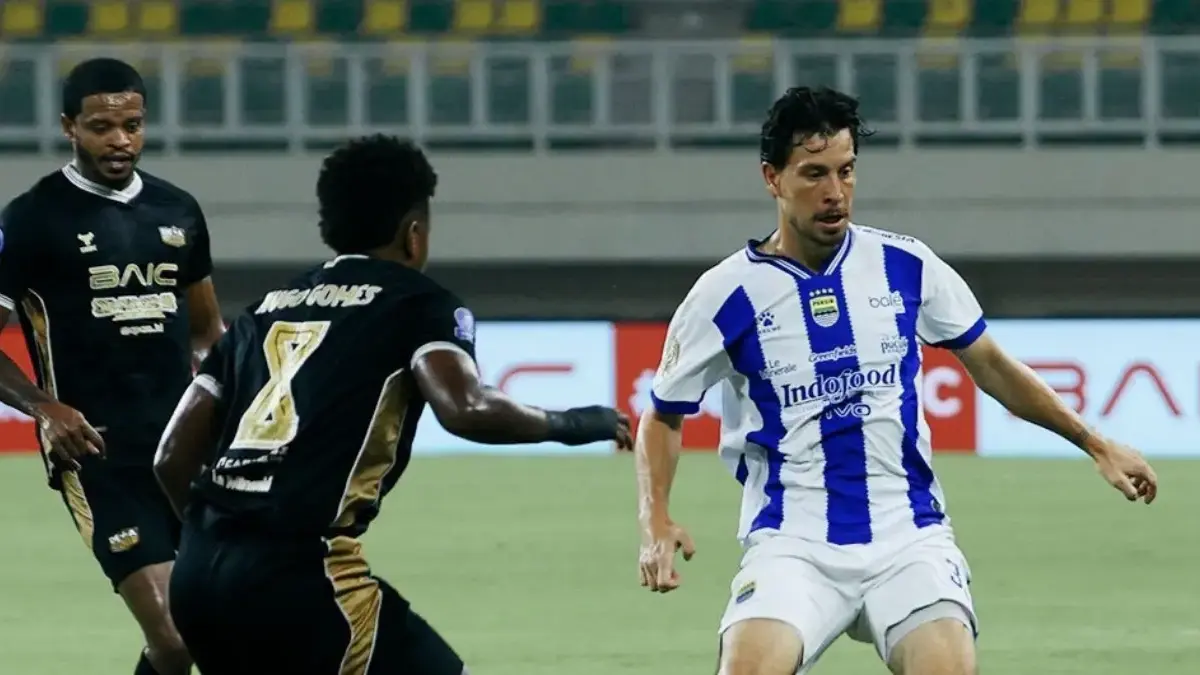 Dewa United vs Persib