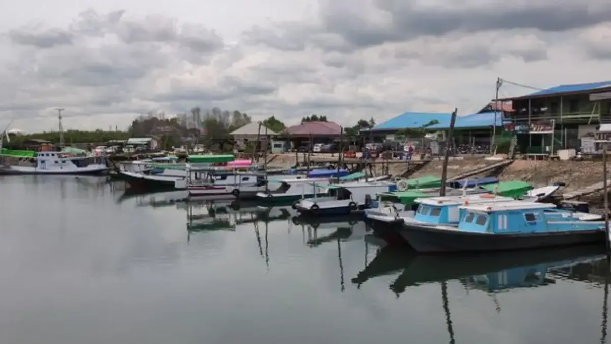 Ilustrasi kapal nelayan