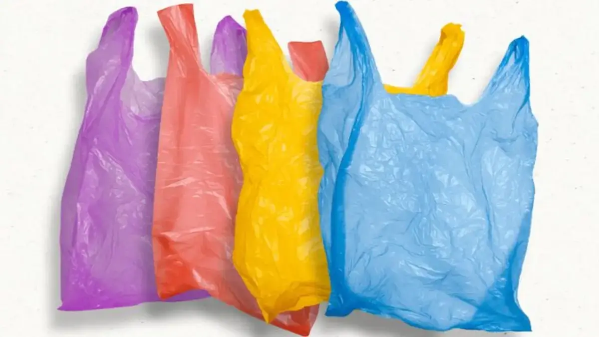 Apa Penyebab Plastik Makin Mahal?