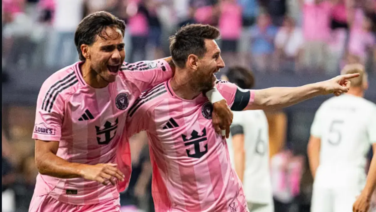 Pertandingan Sengit MLS! Lionel Messi Selamatkan Inter Miami dari Kekalahan Dramatis Lionel Messi mencetak gol untuk Inter Miami dalam laga MLS melawan Austin FC