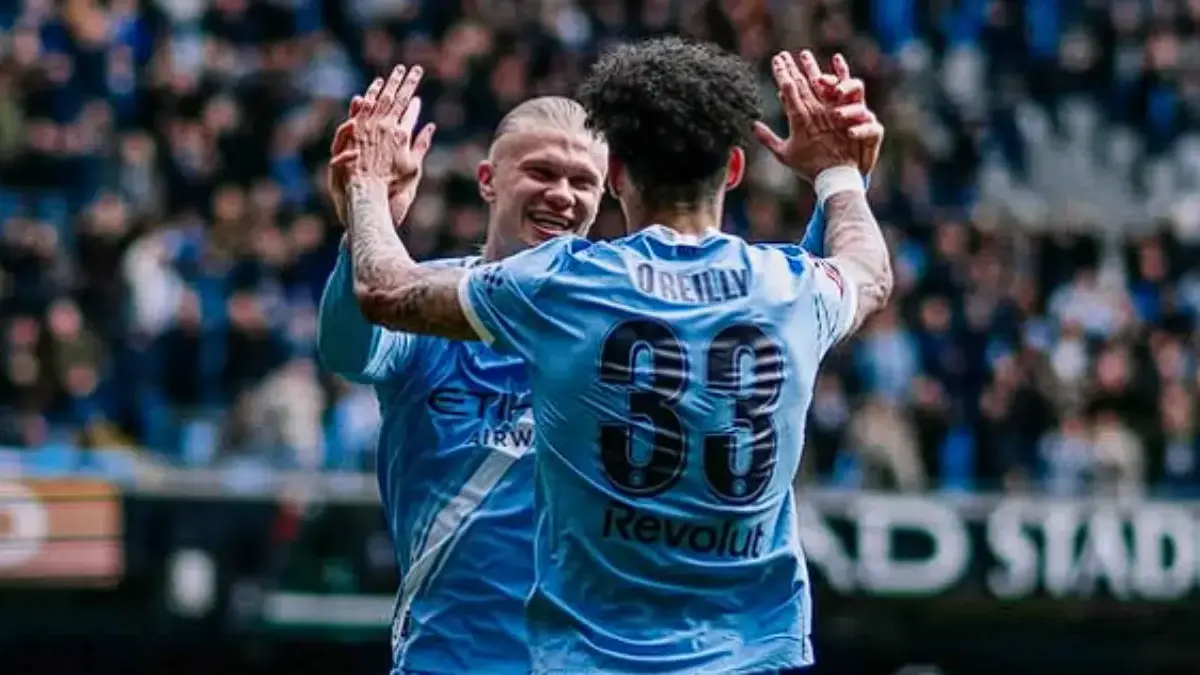 Haaland Menggila! Hattrick Brutal Bantai Liverpool, Man City Pesta Gol 4-0 Erling Haaland mencetak hattrick saat Manchester City mengalahkan Liverpool di Piala FA