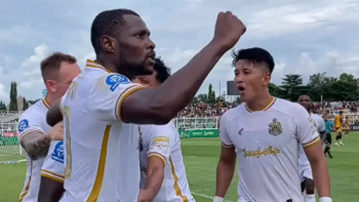 Bhayangkara menang dramatis 3-2 atas Persija lewat gol menit akhir