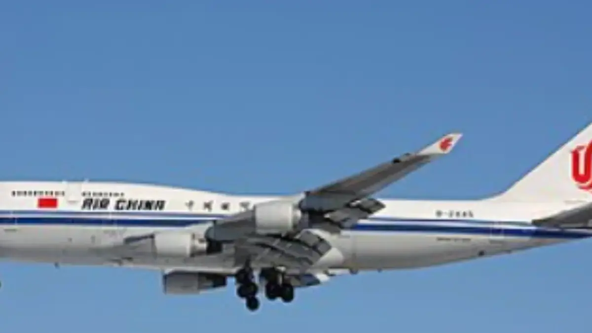 Keputusan pemerintah China untuk menutup sebagian wilayah udaranya selama periode yang cukup panjang