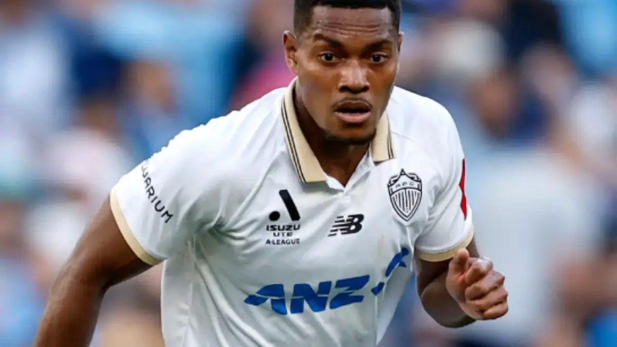 Laga dramatis tersaji dalam lanjutan kompetisi A-League antara Sydney FC melawan Auckland FC.