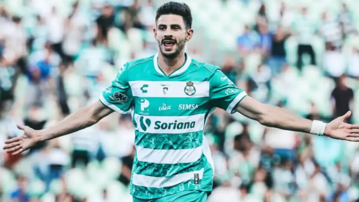 Santos Laguna menutup fase Clausura Liga MX dengan performa impresif setelah meraih kemenangan telak 3-0.