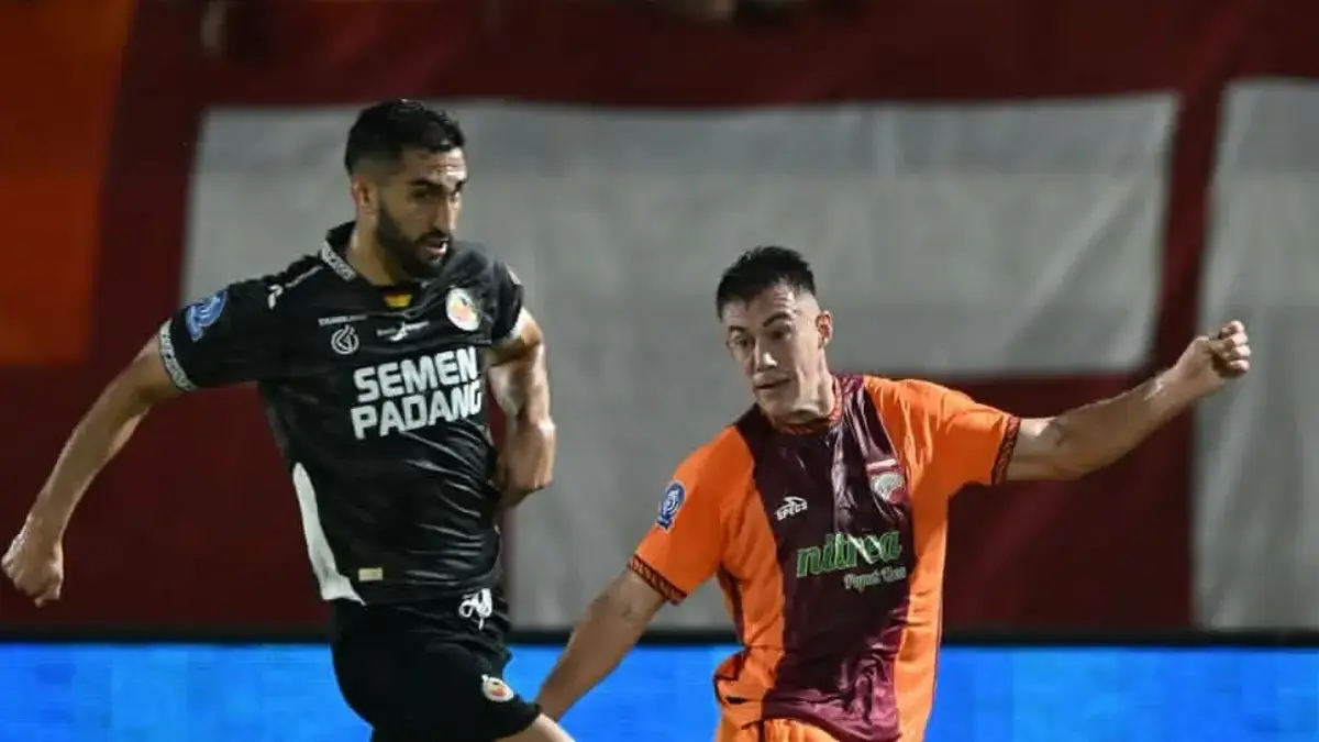 Borneo FC vs Semen Padang