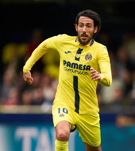 Daniel Parejo menjadi kunci dalam mengatur tempo permainan