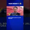 Mobil Boks Oleng Di Jalur Pantura