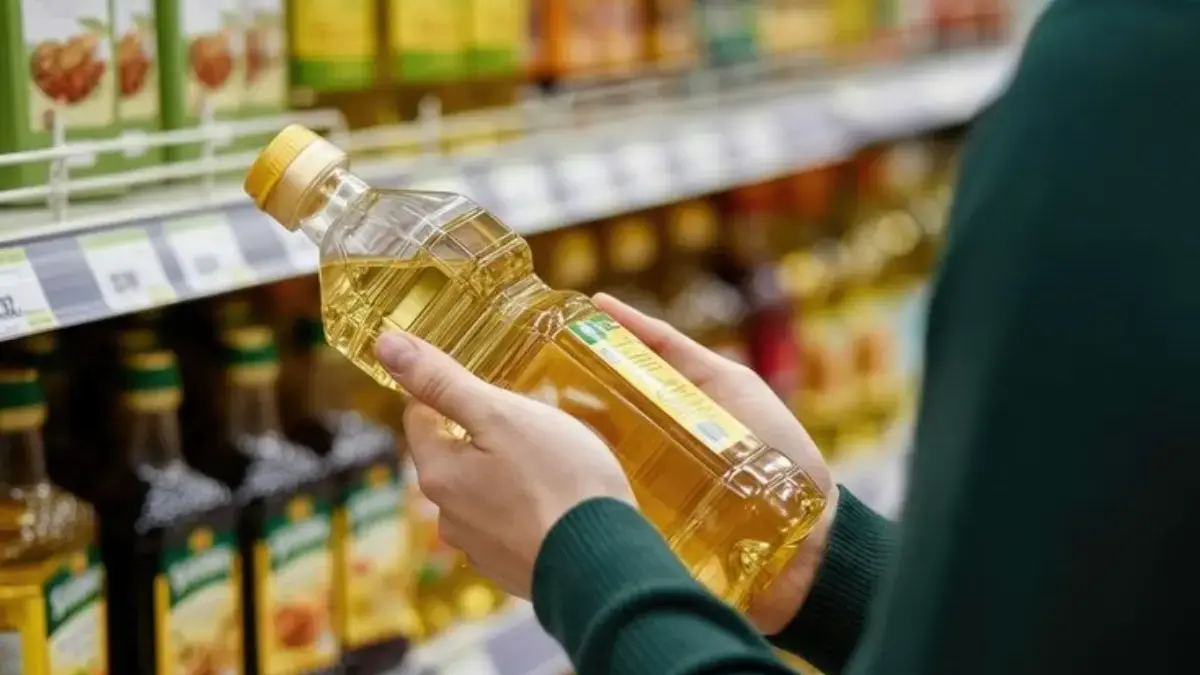 Ilustrasi minyak goreng kemasan