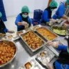 Badan Gizi Nasional menghentikan sementara operasional sekitar 240 Satuan Pelayanan Pemenuhan Gizi (SPPG).