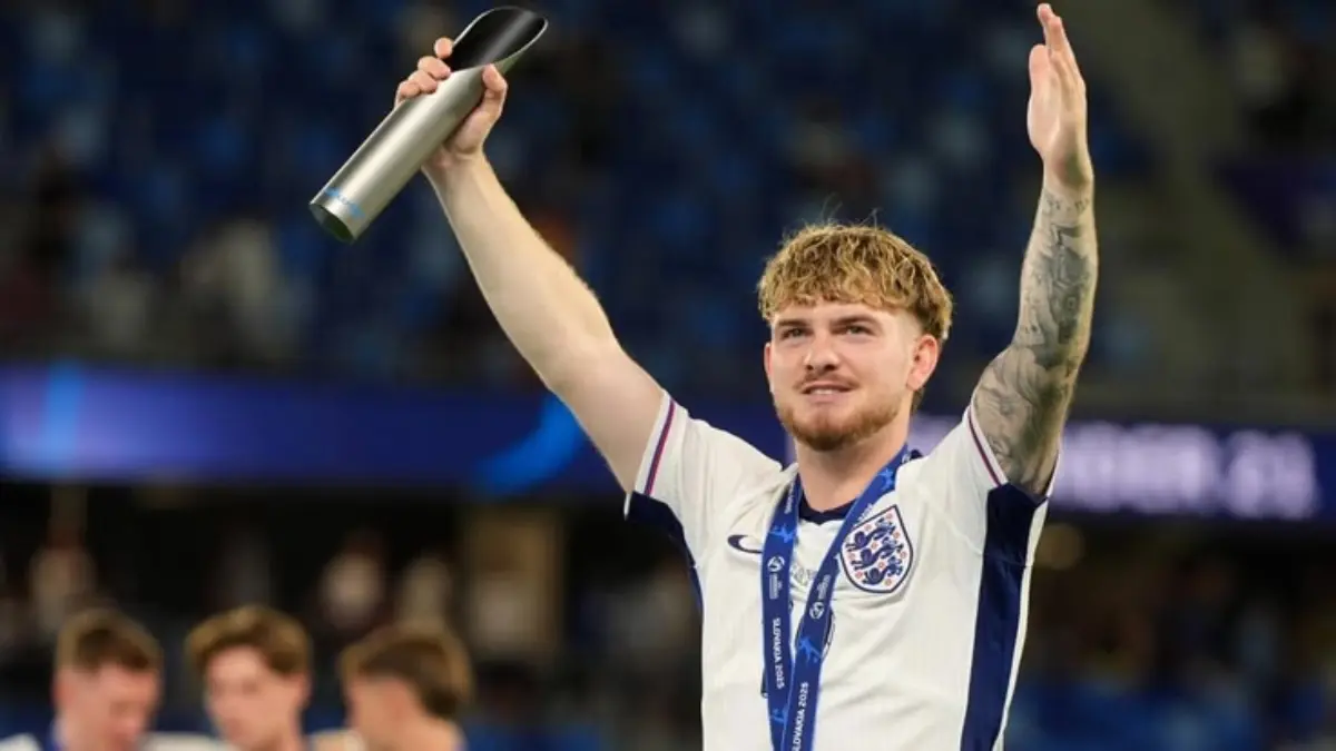 Dibuang Liverpool, Harvey Elliott Malah Ukir Rekor Gila Usai Bawa Aston Villa Juara Liga Europa Harvey Elliott