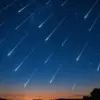 Hujan meteor Eta Aquarids 2026 akan mencapai puncaknya pada 5–6 Mei.