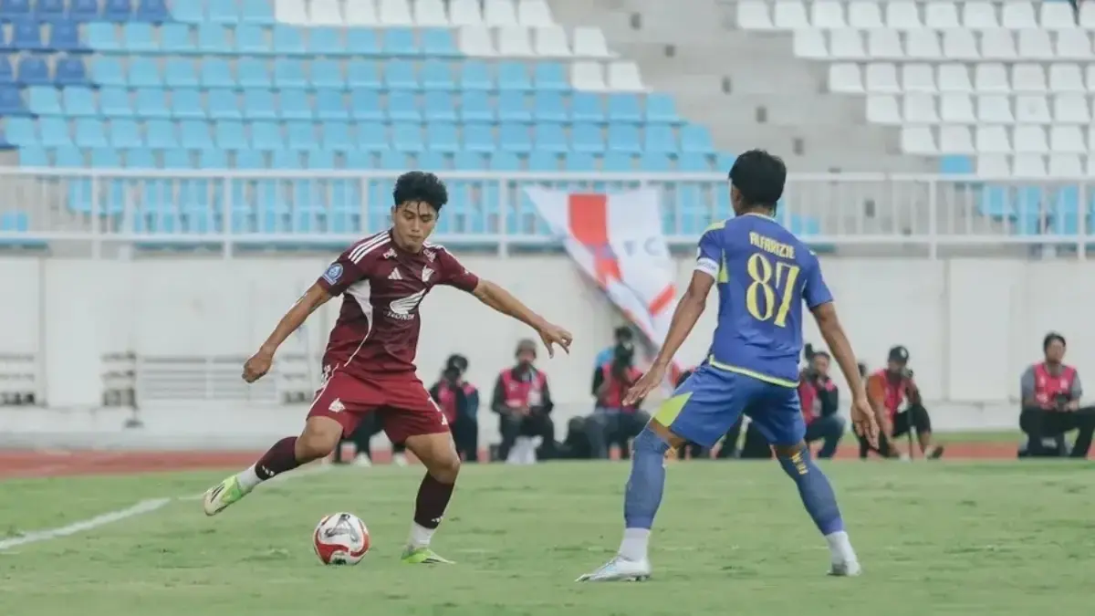 Arema FC vs PSM Makassar