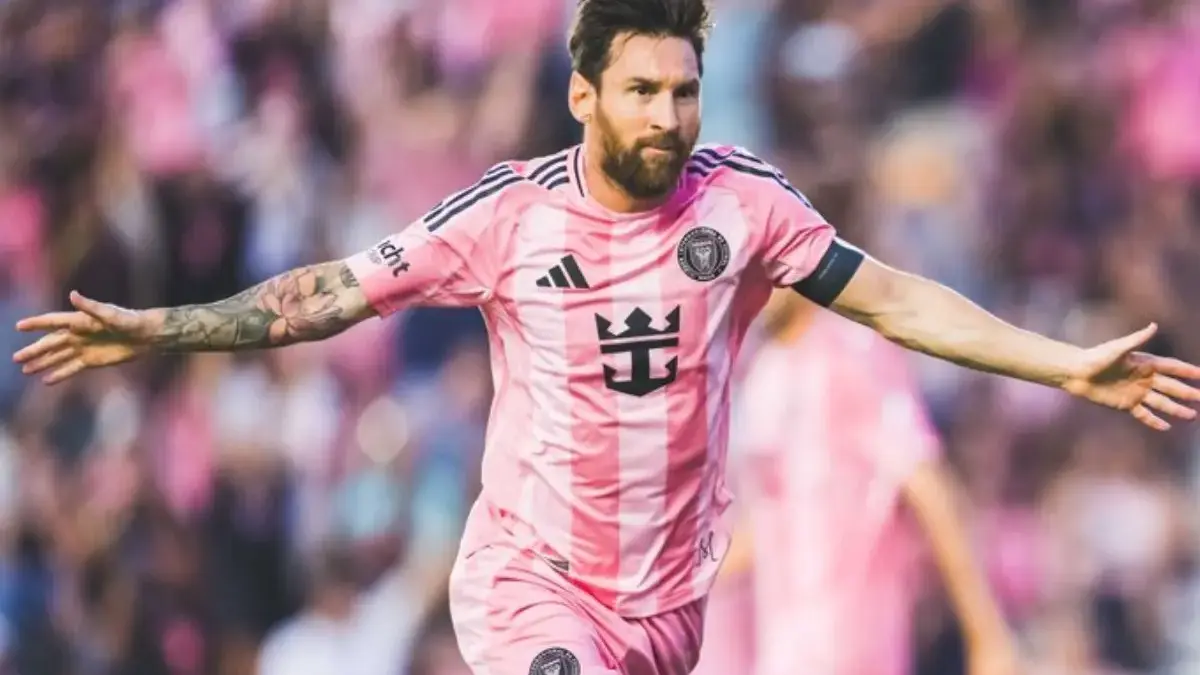 Lionel Messi Cetak Sejarah Baru di MLS, 100 Kontribusi Gol Cuma dalam 64 Laga! foto