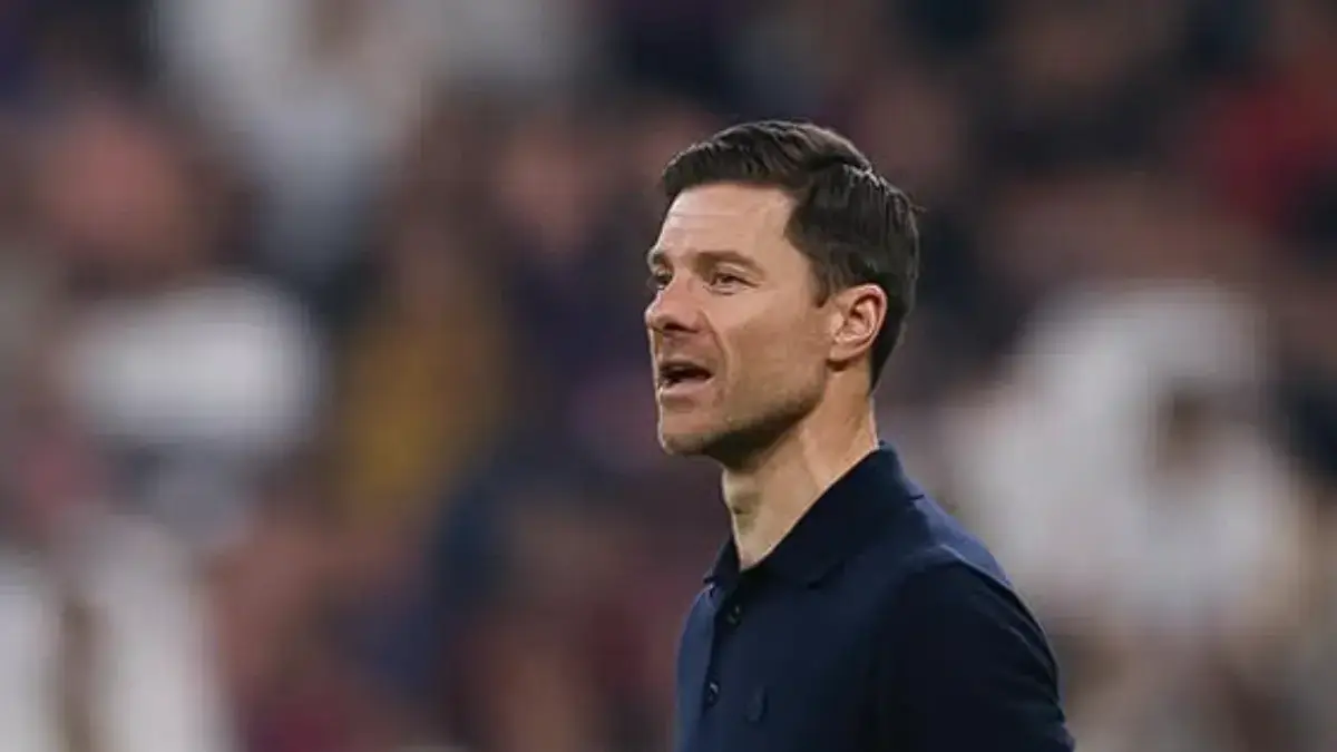 Xabi Alonso dikabarkan menjadi target Chelsea untuk proyek jangka panjang klub