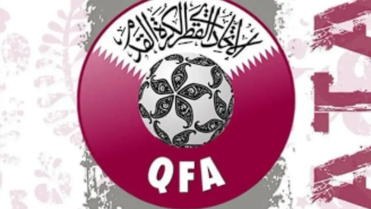 Logo Asosiasi Sepak Bola Qatar dan para pemain Qatar U-17