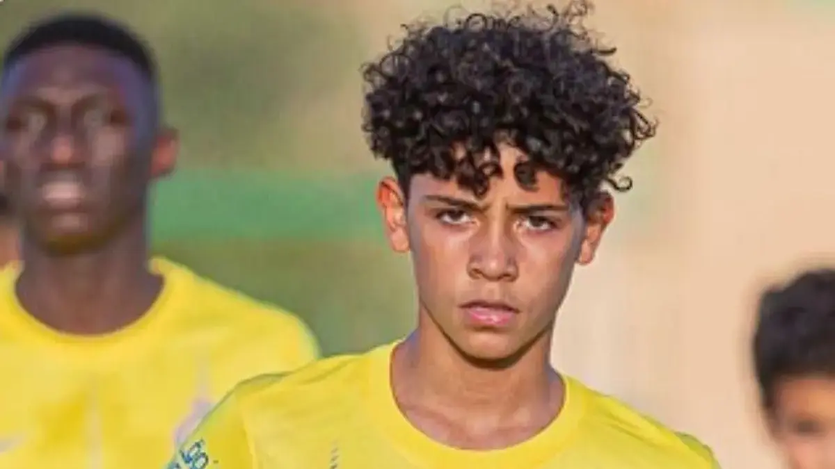 Anak Cristiano Ronaldo Jadi Rebutan Klub Elite Eropa, Tapi CR7 Justru Pasang ‘Tembok’ Demi Sang Putra Cristiano Ronaldo Jr saat mendapat sorotan klub-klub elite Eropa pada 2026