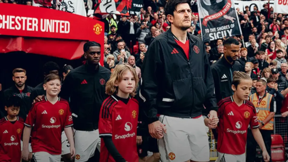 Manchester United menghadapi Sunderland pada pekan ke-36 Premier League 2025/2026 di Stadium of Light