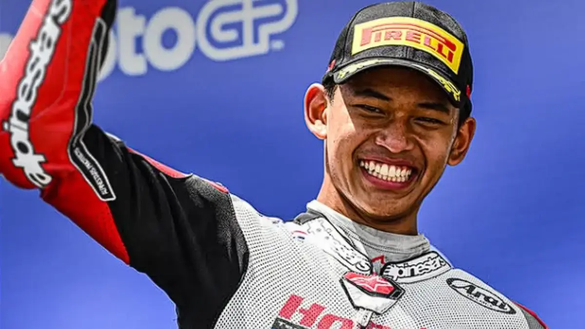 Veda Ega Pratama membalap di sirkuit Le Mans saat sesi kualifikasi Moto3 Prancis 2026