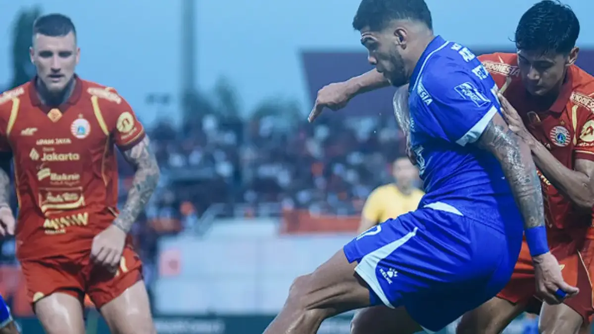 Persib menang atas Persija di Stadion Segiri
