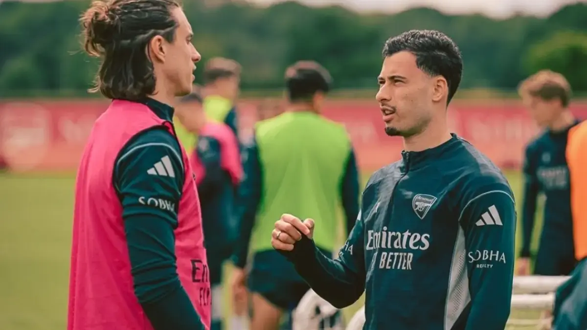 Pemain Arsenal merayakan gol di stadion Emirates Stadium dalam laga melawan Burnley