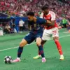 Momen adu penalti antara PSG dan Arsenal di final Liga Champions 2026 Puskas Arena Budapest