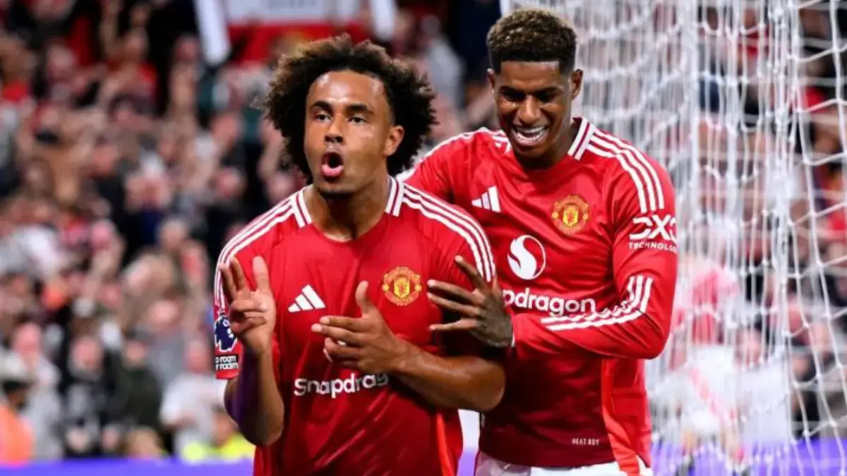 Joshua Zirkzee selebrasi gol bersama Benjamin