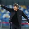 Pelatih Napoli