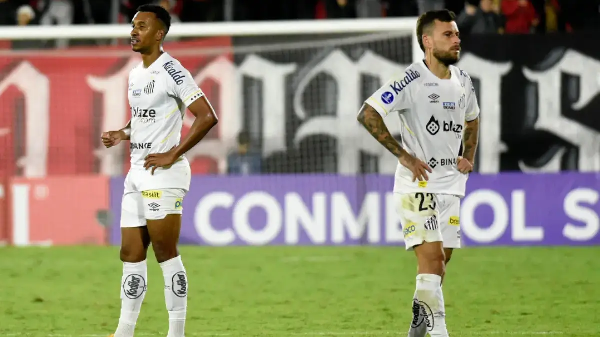 Drama 2-0 di Vila Belmiro: Neymar Absen, Santos Justru 2 Gol Dulu Lalu Hancur Berantakan! San Lorenzo
