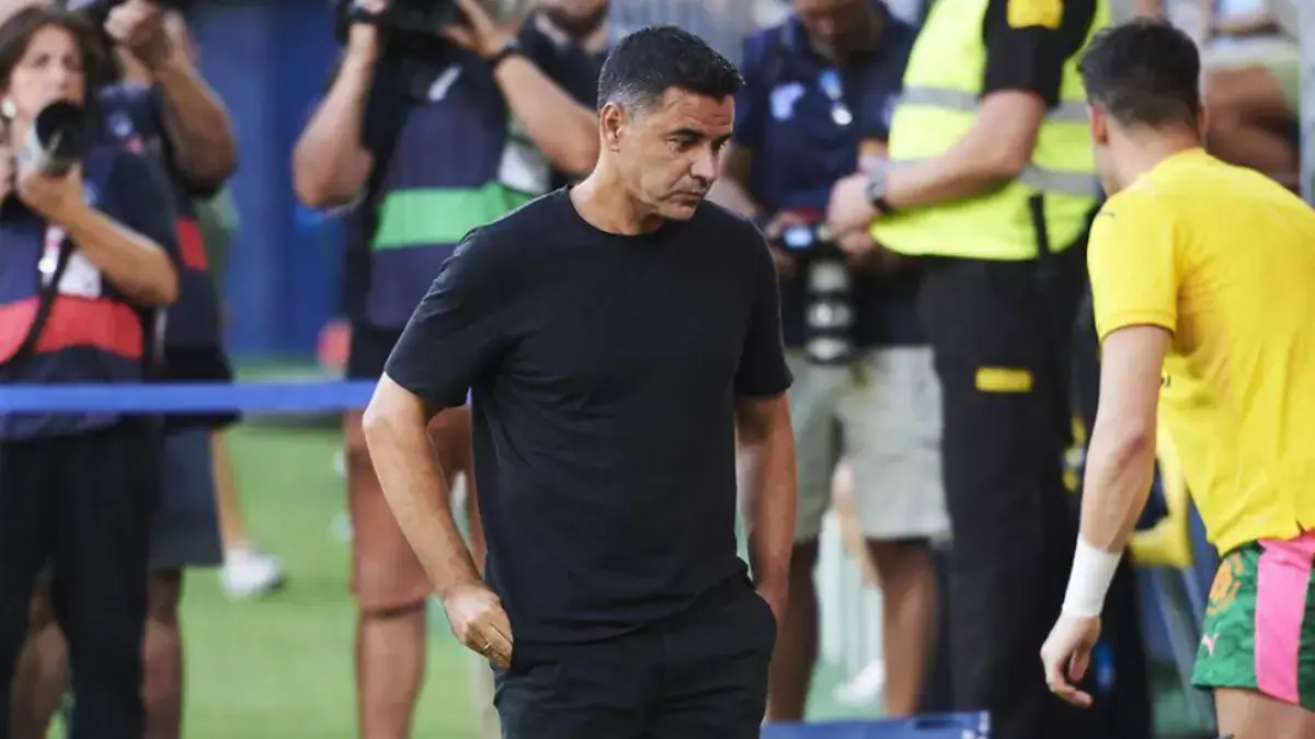 Hampir Tak Bisa Kendalikan Emosi, Pelatih Girona Beri Kode Keras ke Ajax Saat Masa Depan Jadi Sorotan Míchel pelatih Girona