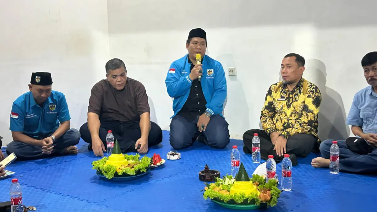 Acara tasyakuran dan peresmian sekretariat baru KNPI Kota Cirebon
