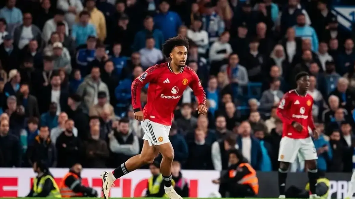 Manchester United Ditahan Sunderland 0-0, Zirkzee Dihujat Kritik: Lemah dan Tak Layak Pakai Jersi Setan Merah Joshua Zirkzee