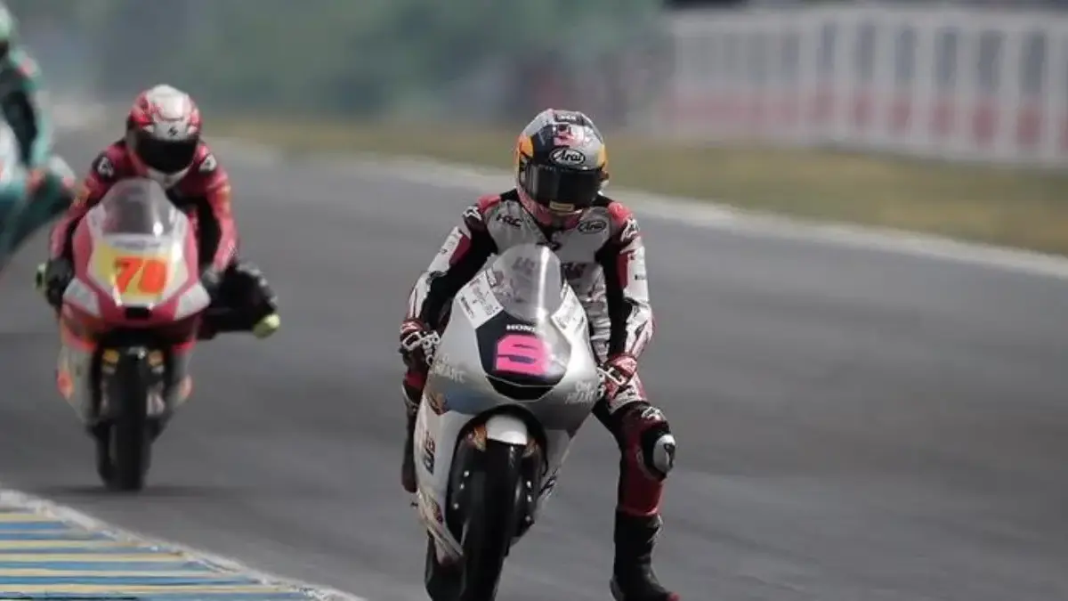 Veda Ega Pratama Kian Kokoh di Puncak Klasemen Rookie Moto3 2026, Saingannya Jauh Tertinggal! Veda Ega Pratama
