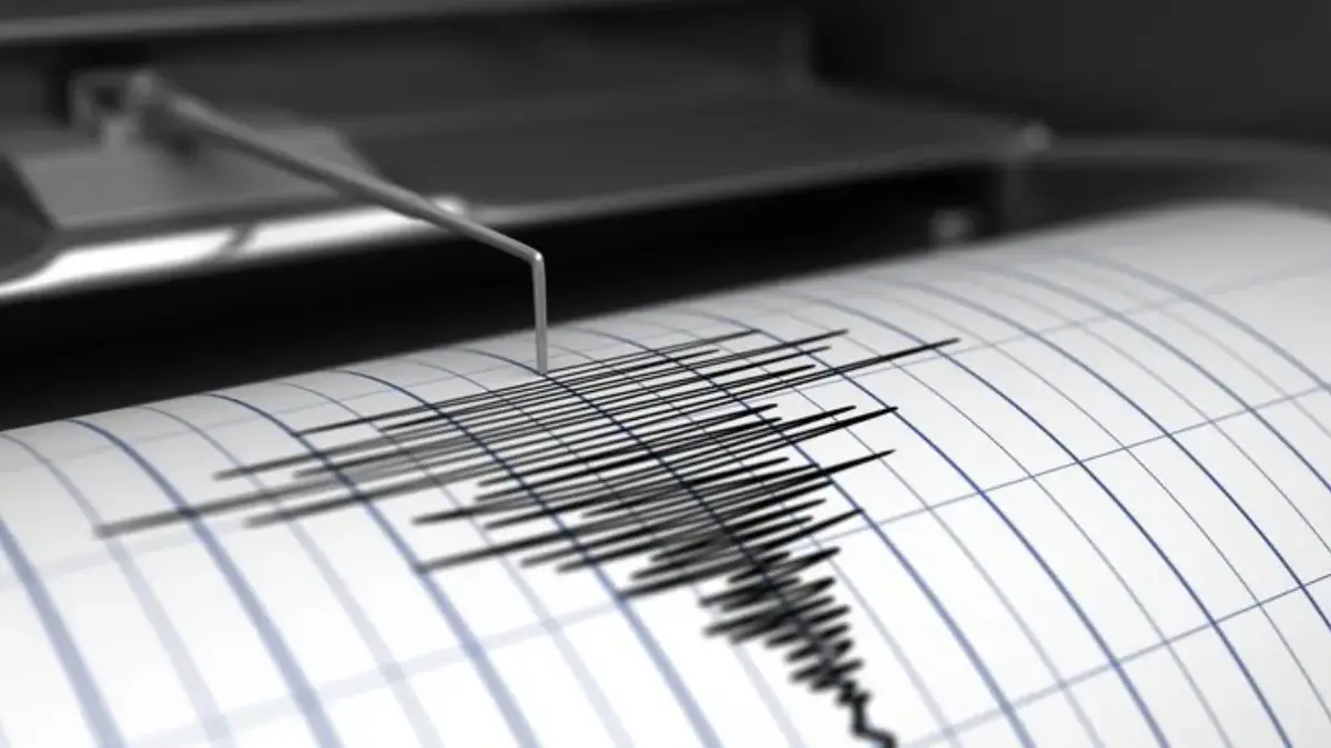 Gempa bumi berkekuatan Magnitudo 4,6 mengguncang wilayah Sukabumi, Jawa Barat, pada Minggu malam, 17 Mei 2026