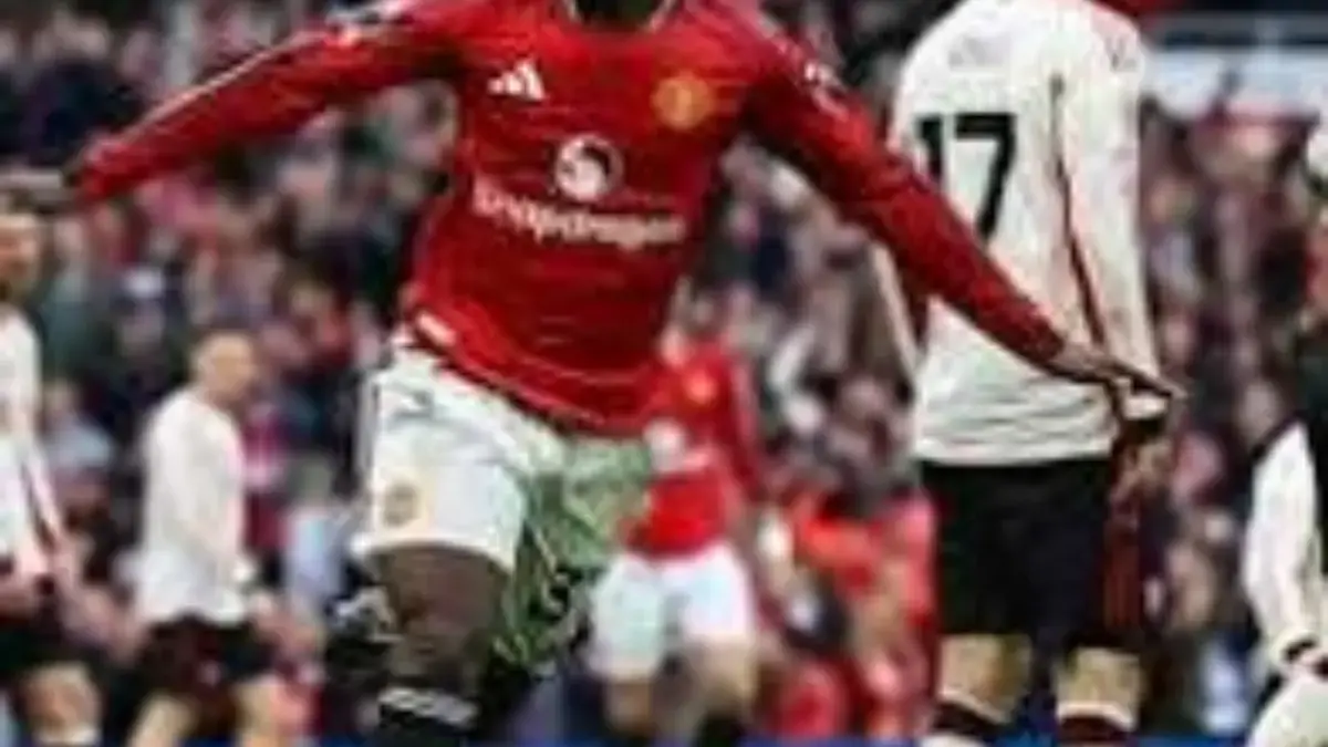 Mainoo yang tampil impresif dan mencetak gol