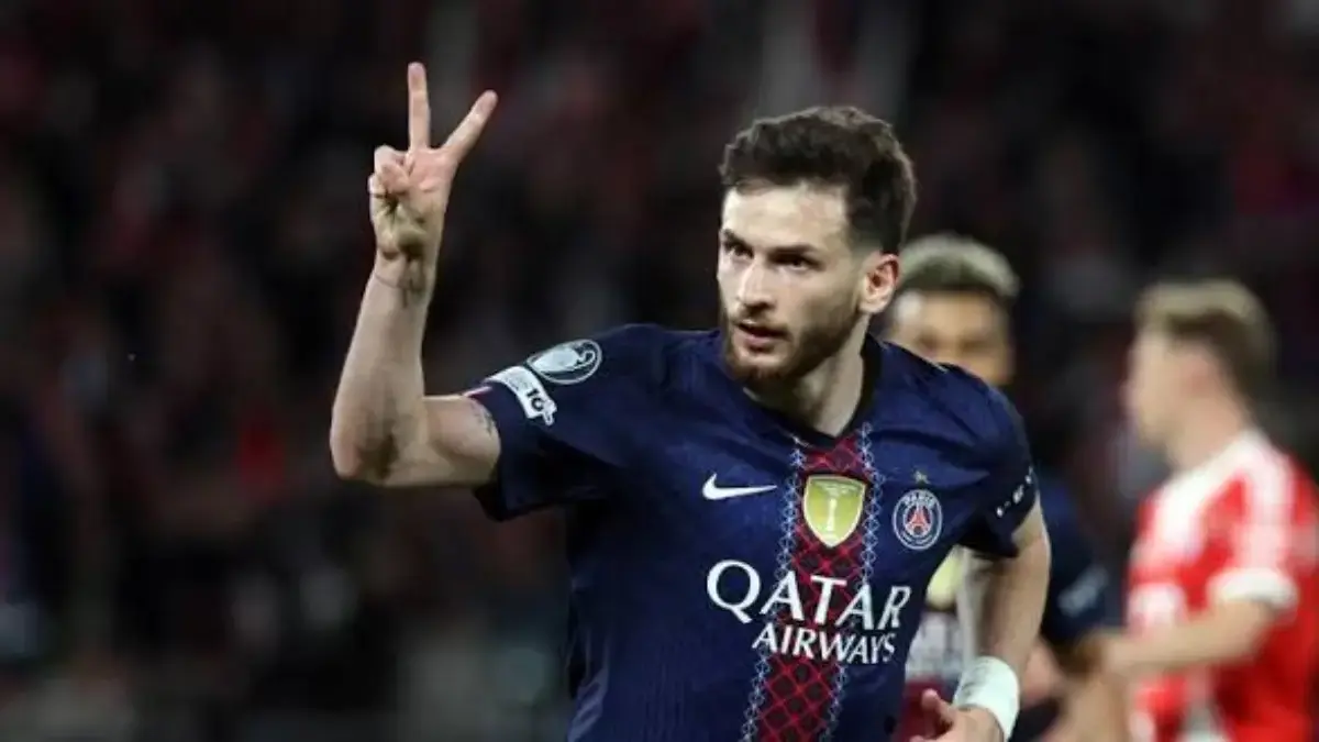 Paris Saint Germain datang ke Allianz Arena dengan satu tujuan besar