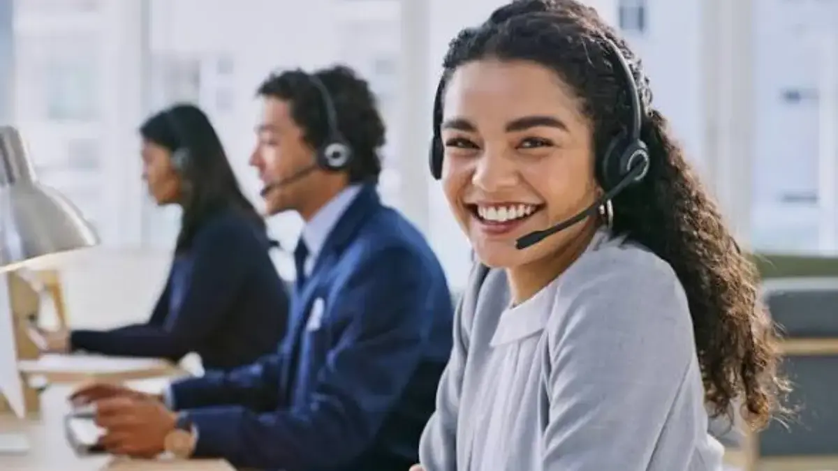 Dulu Bergaji Fantastis, Kini Profesi Ini Justru Dipenuhi Pengangguran customer service