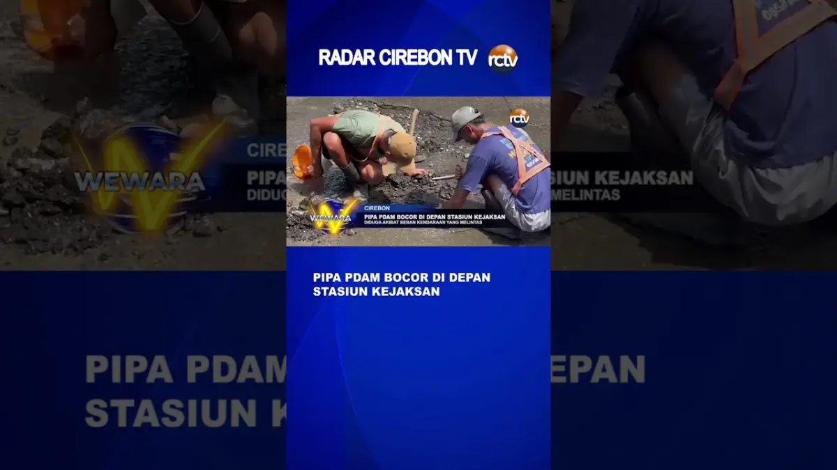 Pipa PDAM Bocor Di Depan Stasiun Kejaksan - Video Pipa PDAM Bocor Di Depan Stasiun Kejaksan