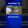 Badan Jalan Penghubung Nagrak Logikaum Terkisis