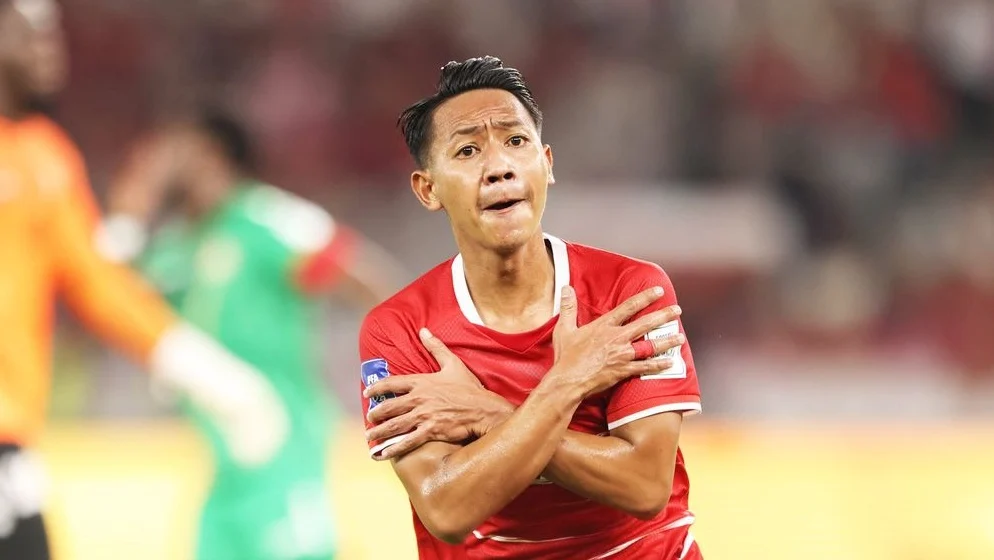 PSSI Siap Buru dan Hukum Suporter yang Hina Beckham Putra di Stadion GBK foto