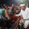 Dedi mengatakan, pemerintah masih belum mampu menyediakan sekolah negeri.